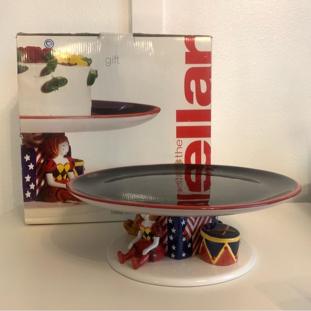 Vintage Holiday Nutcracker Cake Display Stand Plate The Cellar year 2000
